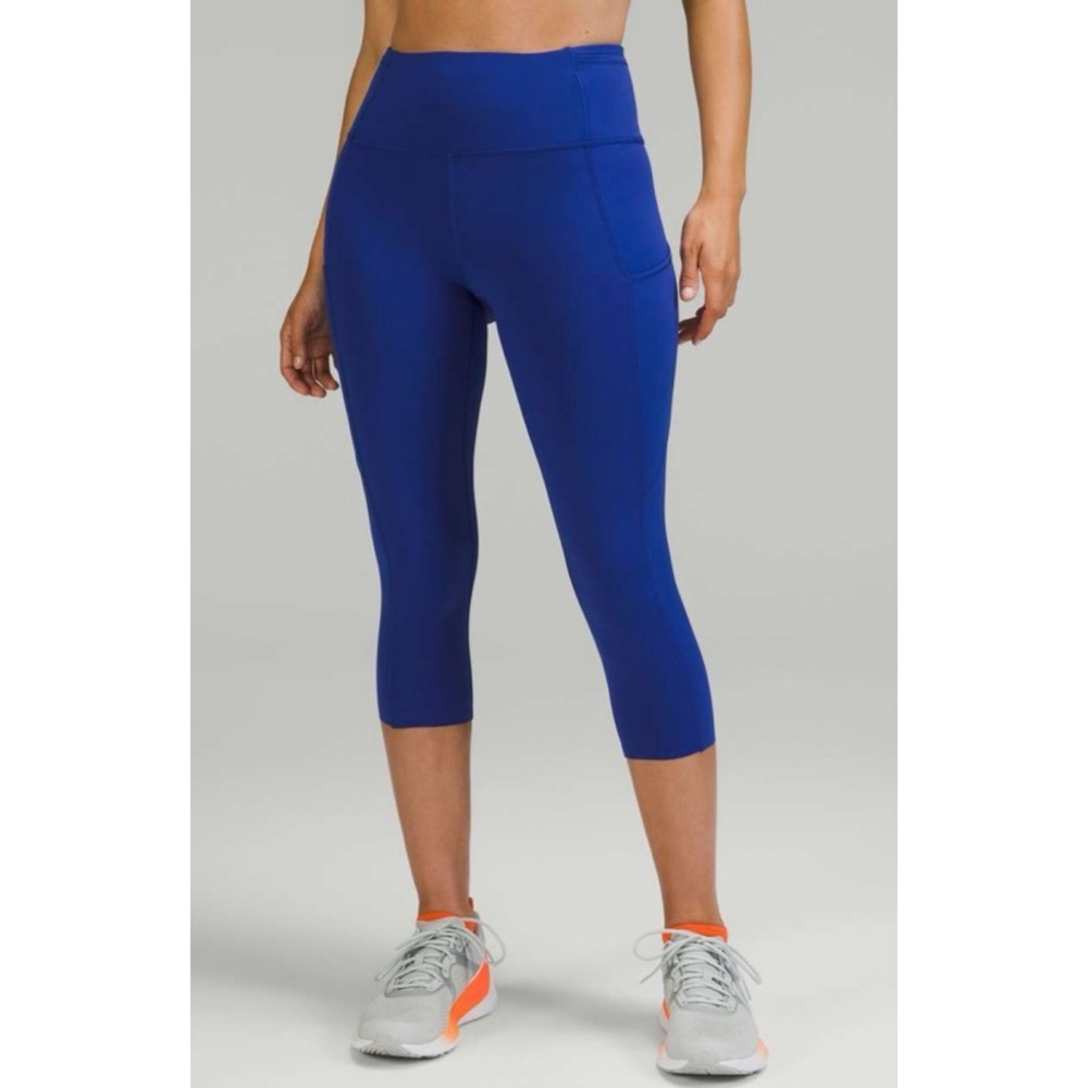 Lululemon Fast and Free High-Rise Crop 19" Leggings Blue, size 6